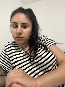 JenniferEdith online show from September 2025 05:02:02 PM