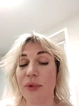 Linda Gregory online show from October 2025 01:47:02 AM