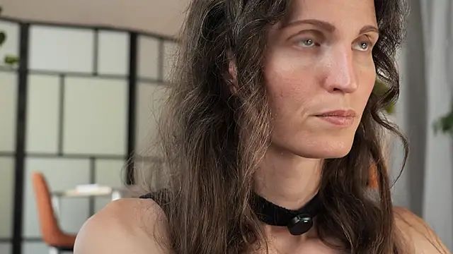 yulladao online show from October 2025 04:13:02 PM