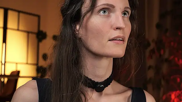 yulladao online show from November 2025 06:32:01 PM