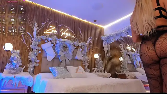 Zoevegass online show from November 2025 04:52:01 PM