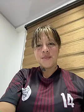 Snapshot of Bruja_lu chatting on March 2025 04:21:01 AM Bruja lu online show from March 2025 04:21:01 AM