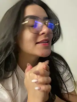 Lia flowers online show from January 2025 06:55:02 PM