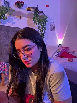 Lia flowers online show from January 2025 01:39:02 AM