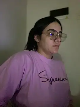 Lia flowers online show from February 2025 03:20:01 AM