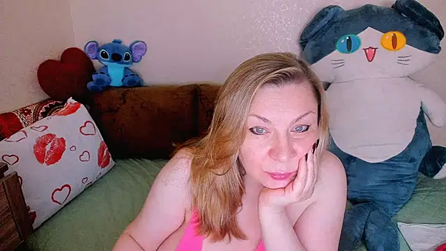 KerryBlareX online show from October 2025 02:02:02 PM