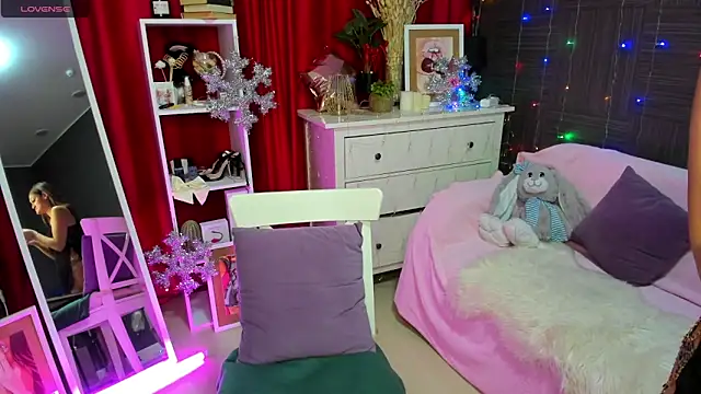 Queen baby online show from December 2024 01:43:01 AM