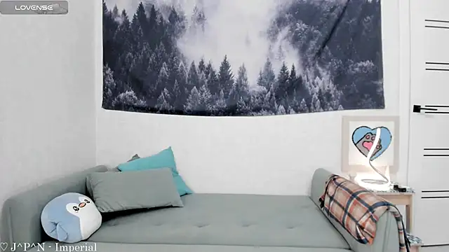 SolarAlice online show from February 2025 06:54:02 PM