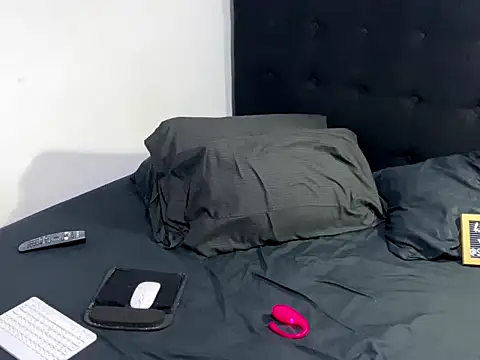 sebastiangrey06 online show from December 2025 08:56:02 AM