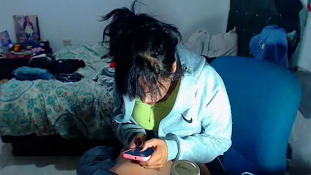 AmaraRoberts420 online show from September 2025 04:17:02 AM