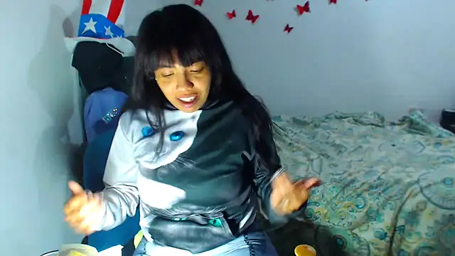 AmaraRoberts420 online show from October 2025 04:51:02 AM