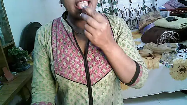 esita 1212 online show from February 2025 10:49:02 AM