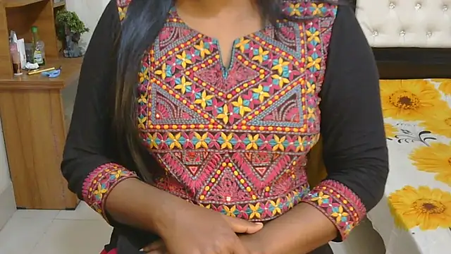 Snapshot of esita_1212 chatting on February 2026 01:50:01 AM esita 1212 online show from February 2026 01:50:01 AM