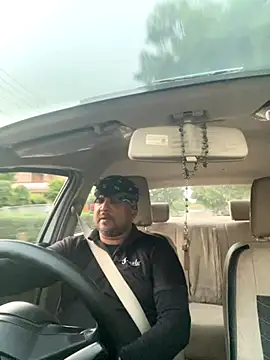 Dick 6inches online show from September 2025 01:00:01 PM