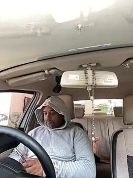 Dick 6inches online show from November 2025 06:15:01 AM