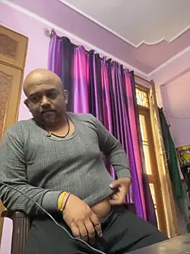 Dick 6inches online show from November 2025 10:29:01 AM