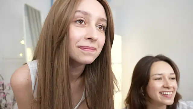 VivianLy  online show from December 2024 09:50:02 AM