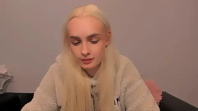 OliviaKisss online show from March 2026 05:53:01 PM