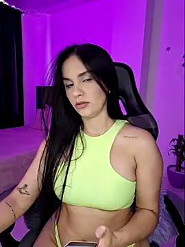 Snapshot of heyshaa chatting on February 2025 07:06:01 PM heyshaa online show from February 2025 07:06:01 PM