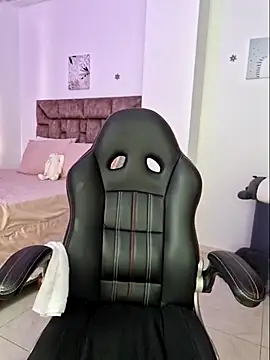 Snapshot of heyshaa chatting on September 2025 08:30:01 PM heyshaa online show from September 2025 08:30:01 PM