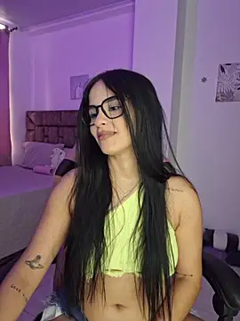 Snapshot of heyshaa chatting on November 2025 08:51:01 PM heyshaa online show from November 2025 08:51:01 PM