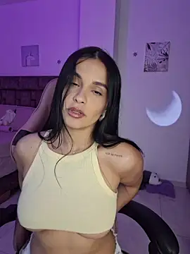 Snapshot of heyshaa chatting on November 2025 08:41:02 PM heyshaa online show from November 2025 08:41:02 PM