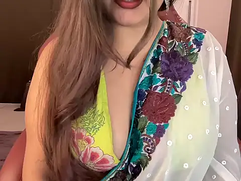 shanayaaa 1 online show from February 2026 07:23:02 PM