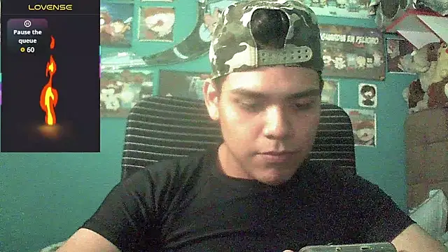 Snapshot of Valesh20 chatting on May 2026 01:56:01 AM Valesh20 online show from May 2026 01:56:01 AM