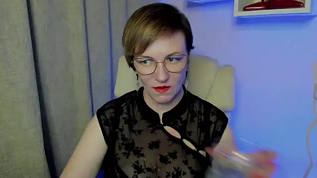 Snapshot of feliziaDesire chatting on June 2026 03:55:02 PM feliziaDesire online show from June 2026 03:55:02 PM