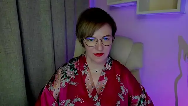 Snapshot of feliziaDesire chatting on July 2026 06:47:02 AM feliziaDesire online show from July 2026 06:47:02 AM