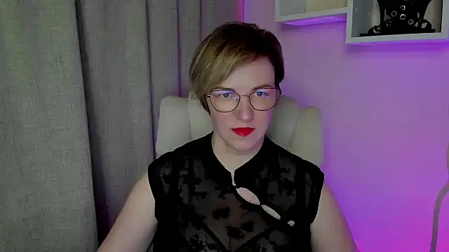 Snapshot of feliziaDesire chatting on July 2026 12:07:01 PM feliziaDesire online show from July 2026 12:07:01 PM