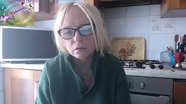 martachatte online show from September 2025 08:08:01 AM