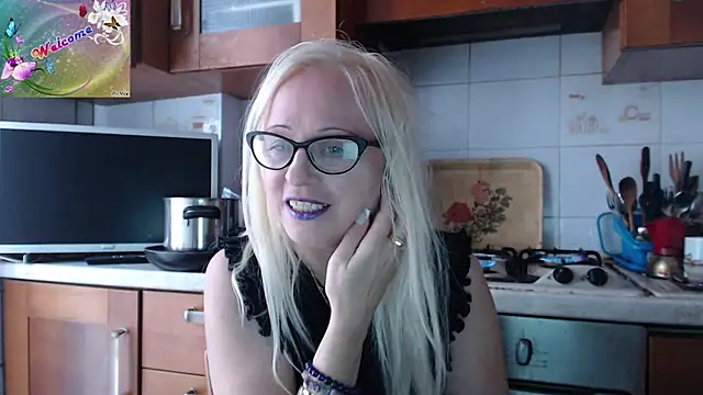 martachatte online show from October 2025 07:49:01 AM