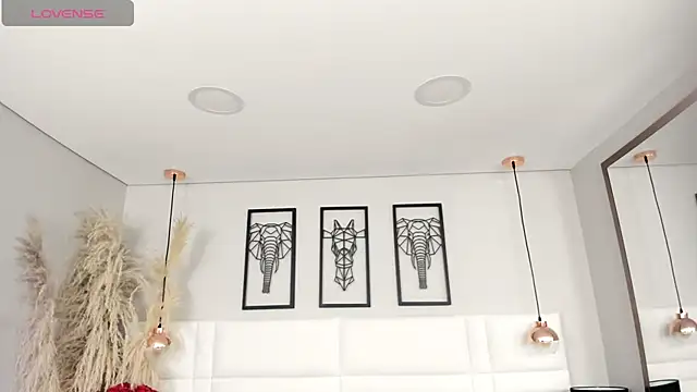 Rebeca jones online show from September 2025 12:07:01 PM