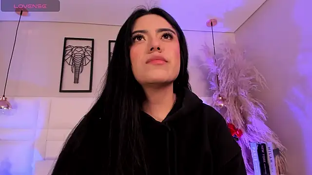 Rebeca jones online show from November 2025 12:27:01 PM