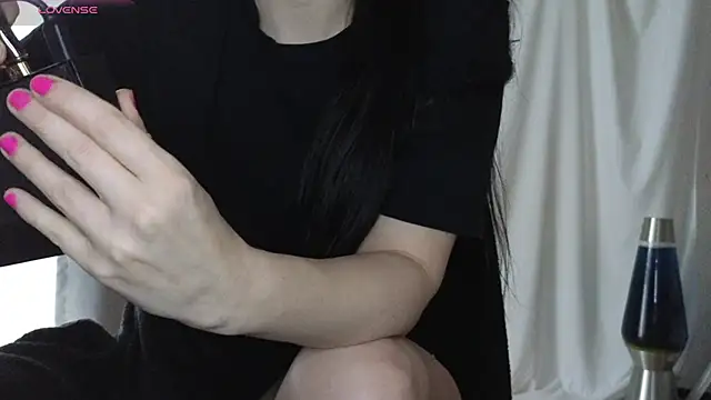 Snapshot of Mia_G0ld chatting on January 2026 01:47:02 PM Mia G0ld online show from January 2026 01:47:02 PM