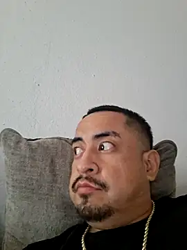 hungpenis210 online show from November 2025 06:18:02 PM