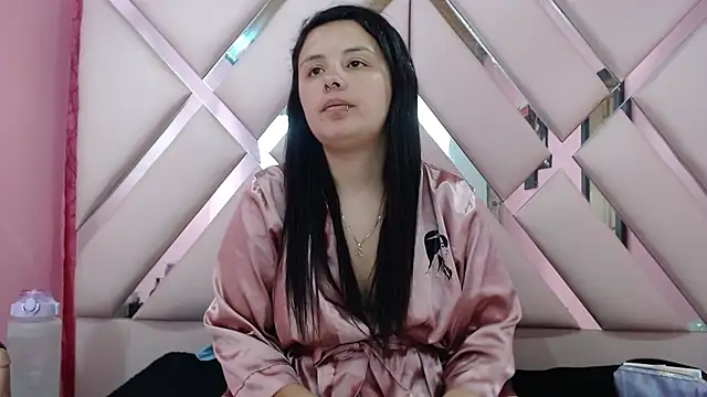 nathaly low1 online show from September 2025 02:59:02 AM