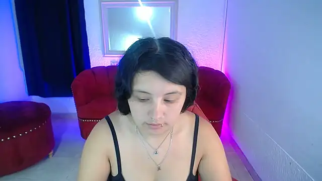 nathaly low1 online show from July 2026 12:55:01 PM