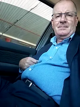 stiffandlubedxh online show from February 2025 07:44:01 AM