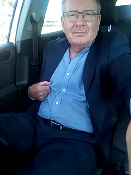 stiffandlubedxh online show from March 2025 02:10:02 AM