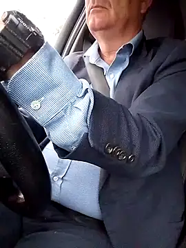 stiffandlubedxh online show from February 2026 08:34:02 PM