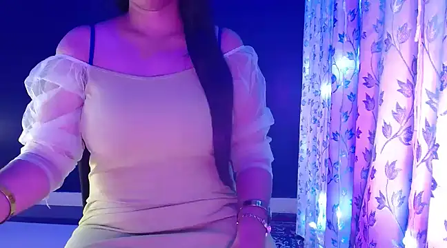 janifer001 online show from December 2024 01:24:02 AM