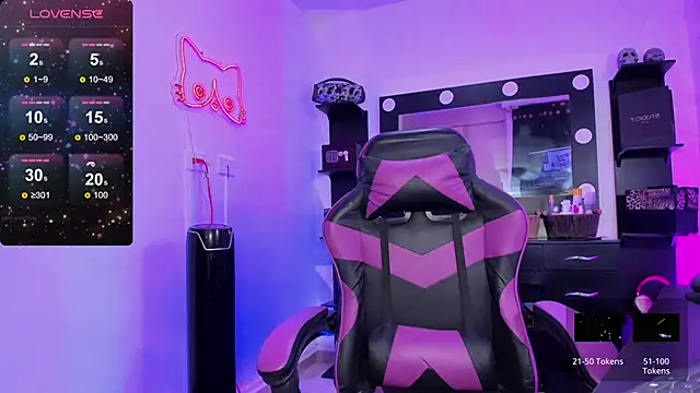 miss kitty online show from January 2026 12:58:02 AM