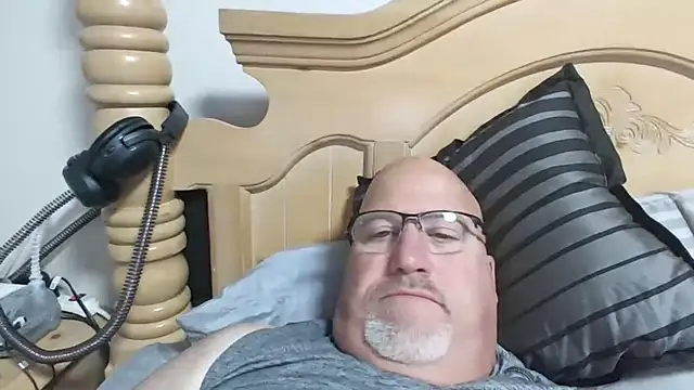 Bigbear0563 online show from September 2025 04:23:02 PM