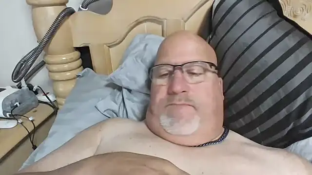 Bigbear0563 online show from October 2025 04:20:02 PM