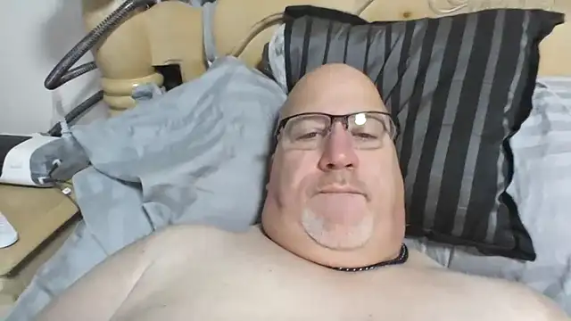 Bigbear0563 online show from December 2025 03:41:02 PM