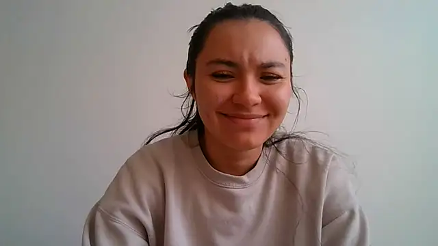 Snapshot of _andygirl chatting on May 2026 05:52:01 PM andygirl online show from May 2026 05:52:01 PM