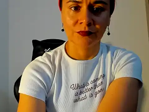 Sami Hotie1 online show from March 2025 08:00:02 PM