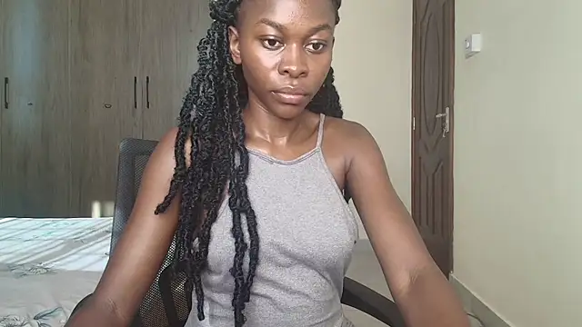 queen heather online show from March 2025 05:24:02 AM